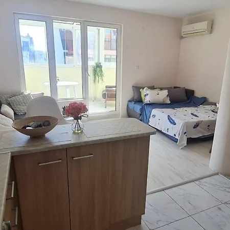 Paradise Apartman Várna